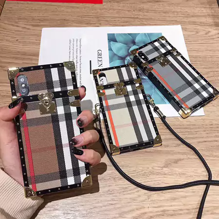 バーバリー iphone xrxs maxケース