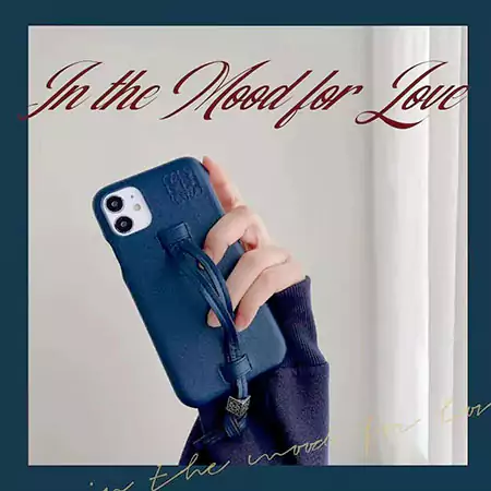 iPhone 1213 mini Loewe 手首ストラップ付き ケース