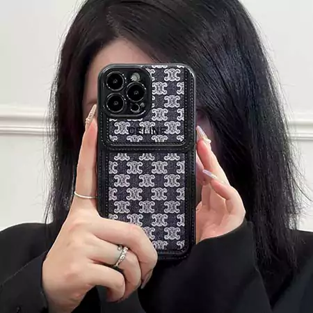 セリーヌ ソフトゴームiphone16ケース