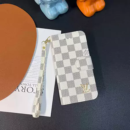 グッチアイホン16 pro maxケース 大人 ファッション