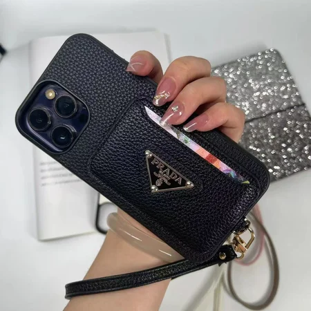 プラダ iphone16ケースストラップ付き