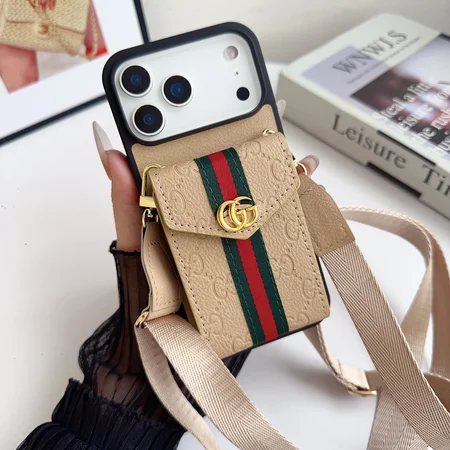 Gucci iPhone17Pro ケース