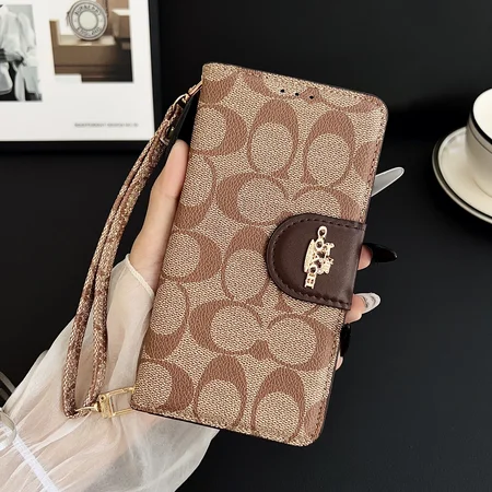 コーチiphone17promax 純正レザーケース