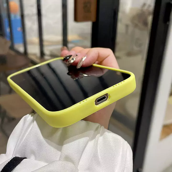 刺繍 アディダスiphone16/15スマホケース PE Adidas スマホケース ブランドロゴSC23060621