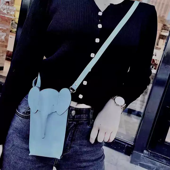 ロエベ iPhone16スマホカバー通販