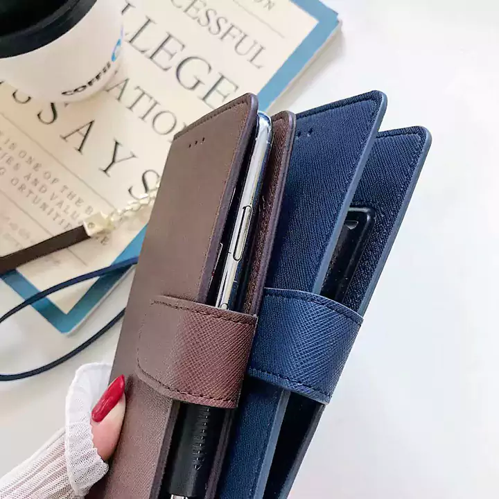 プラダ iphone16 pro maxケース 高級 革製