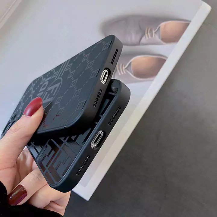 激安スマホケースアイフォン 13 mini13Proフェンディ