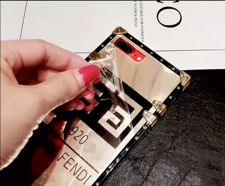 Galaxy S8Plus携帯カバー FENDI