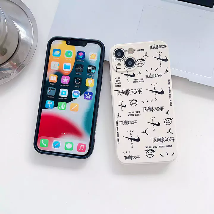 ナイキiphone16/16proブランドスマホケースシリコ薄型 白黒 ブランドロゴSC23080901