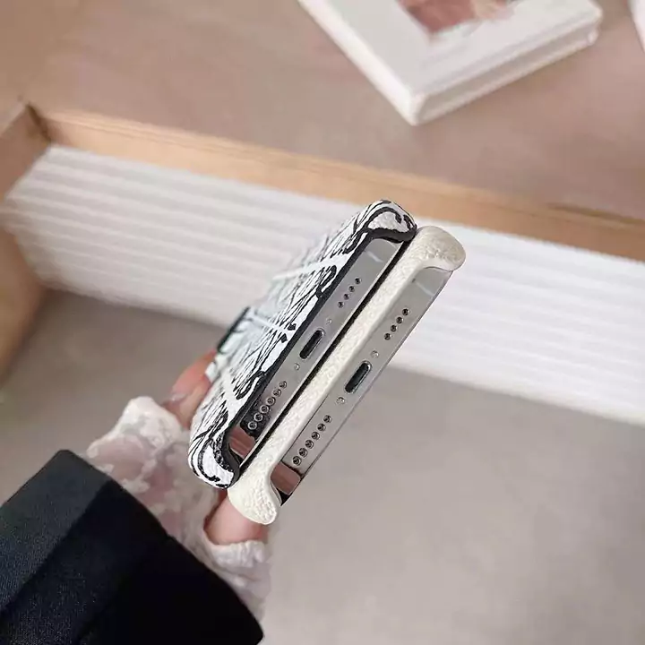 高品質ロエベiphone13カバー