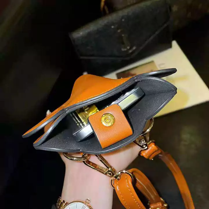 ロエベ エレファント iPhoneケース 偽物 ゾウ SC21051814 ロエベ iPhone16ケースコピー