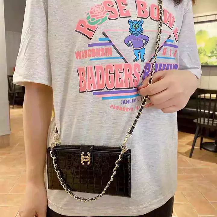 シャネル スマホ カバー レザー