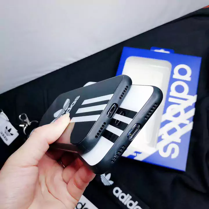 背面ガラス Adidasカバー iphone8