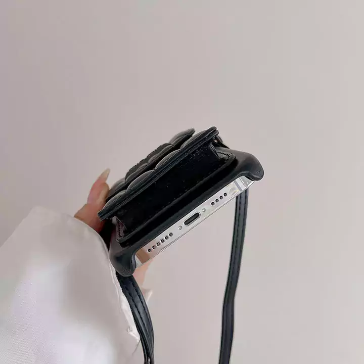 ミュウミュウiphone16 proソフトケース