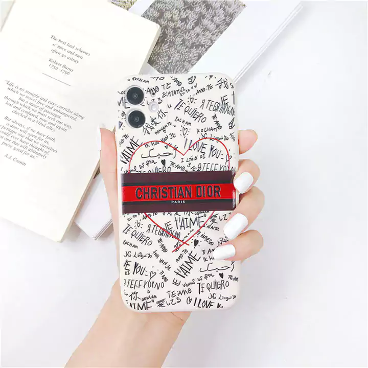 セリーヌiphone16 pro maxバンパーケース