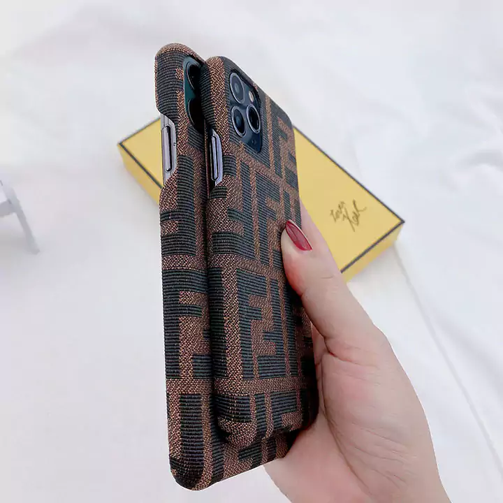 フェンディ iphone8 plusケース