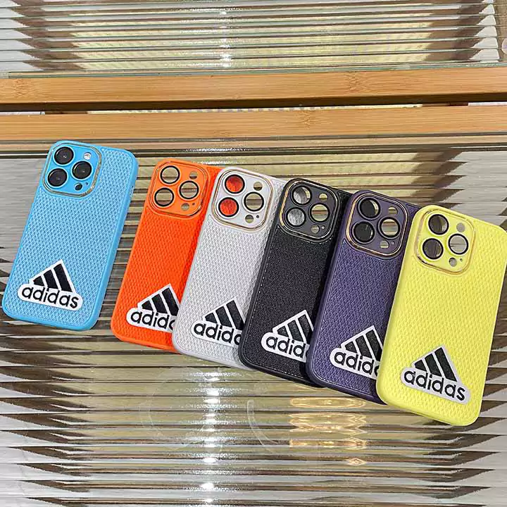 刺繍 アディダスiphone16/15スマホケース PE Adidas スマホケース ブランドロゴSC23060621