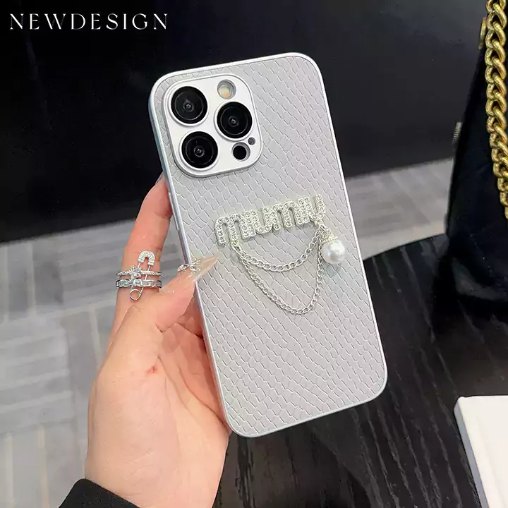 miumiu iphone16 proケースカメラ レンズ保護