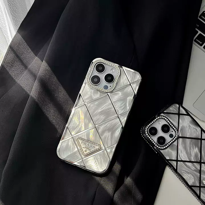 prada iphone16 pro maxケース 背面 菱形