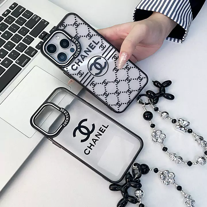 シャネルiphone16ケース ビーズ チェーン付き