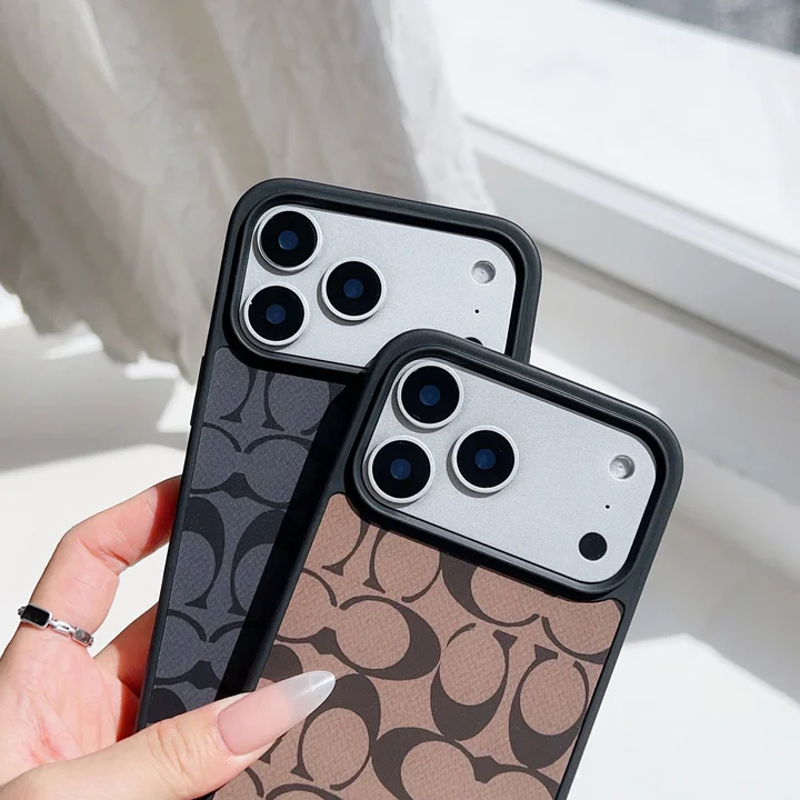 コーチ iPhone17ケース