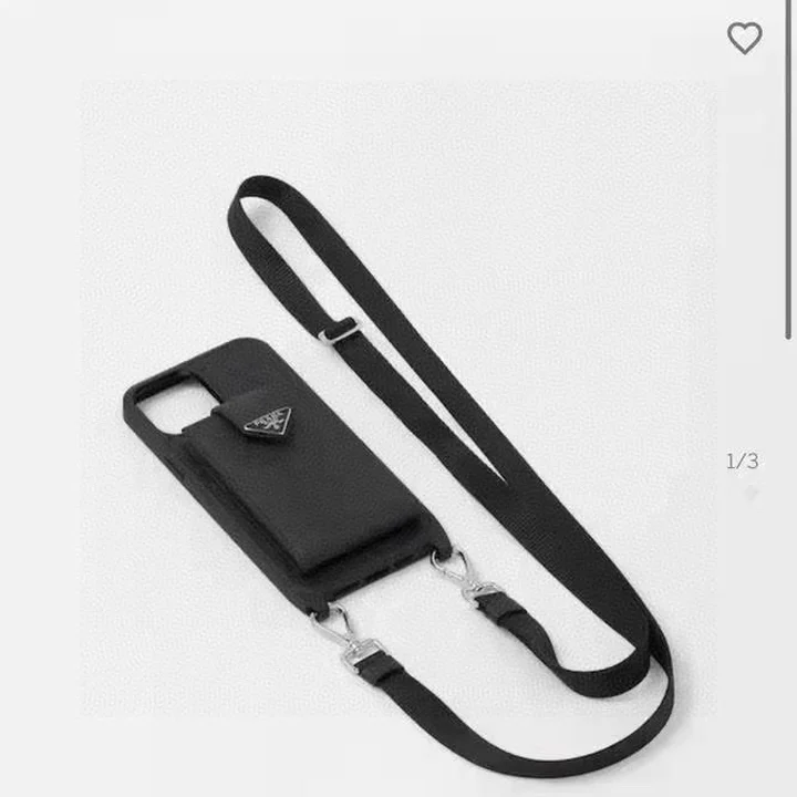 プラダ iPhone16 16 Pro Max カードホルダー